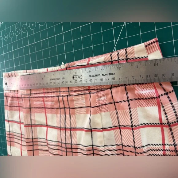 NWT Voodoo Vixen 50s Preppy Pencil Skirt Pink Plaid With Front Side Slit - S M - Picture 6 of 7